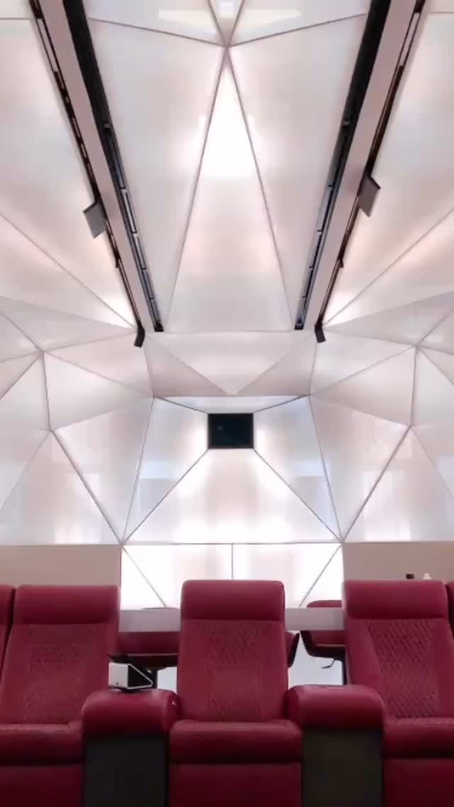 Tailored luxury…built for the senses. Pairing stealth acoustics with immersive comfort.
.
.
#hometheatredesign #stealthdesign #luxuryinteriors #architecturaldesign #hiddentech #luxurylifestyle #finehomebuilding #archdaily #archilovers #highendresidential #exclusivedesign #tailoredliving #modernarchitecture #ferrari #nfl #naacp #worldcup #mancave @dolbyatmosdolby @edendesignofficial @cineak
.
.
@andrewbartolotta_aia
@procraft.builders
@realm140