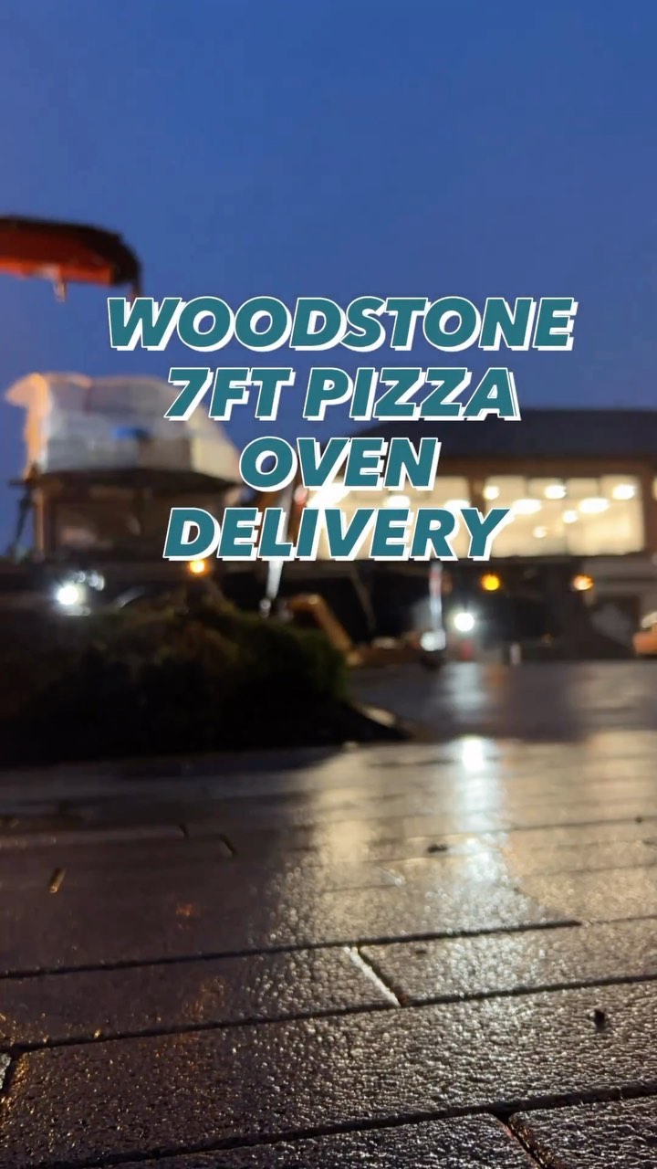 Early morning delivery of the 7ft Woodstone pizza oven for the latest Little Wing site on the Ormeau Road in Belfast. Keep a look out for more soon 🍕 🔥
