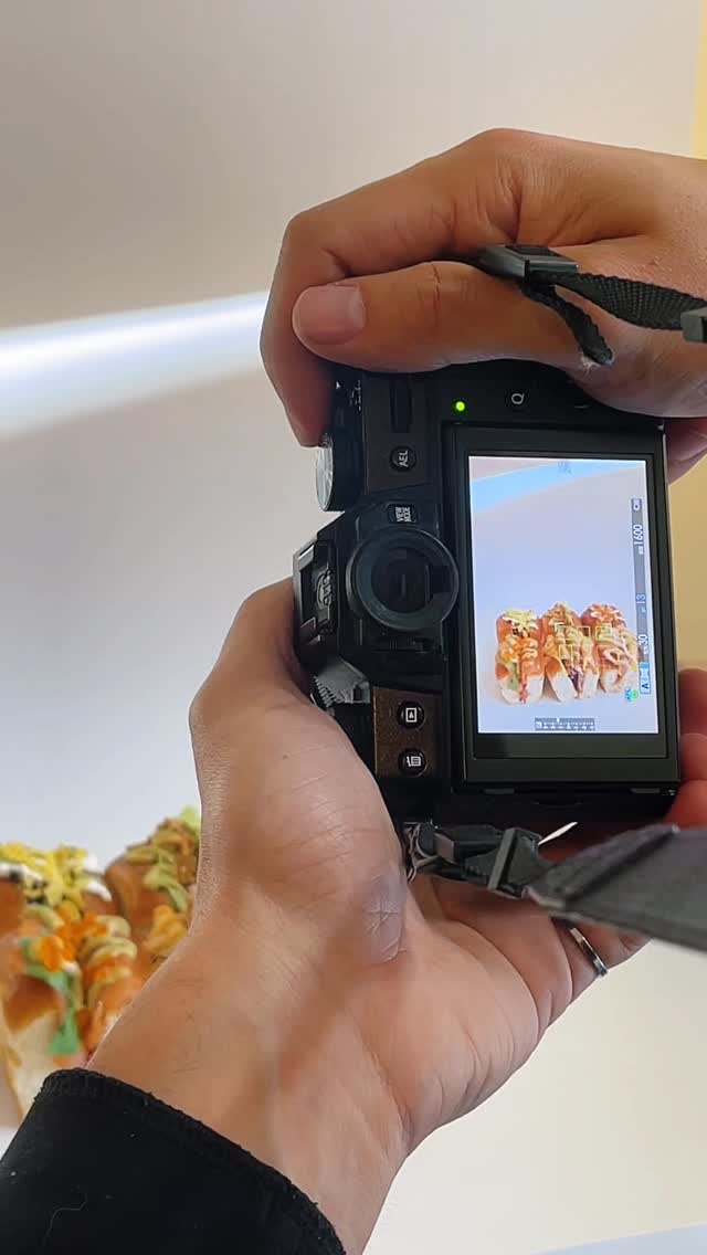 Completamente enamorados 🫠
Vente a por tu caja de sandchitos 😉