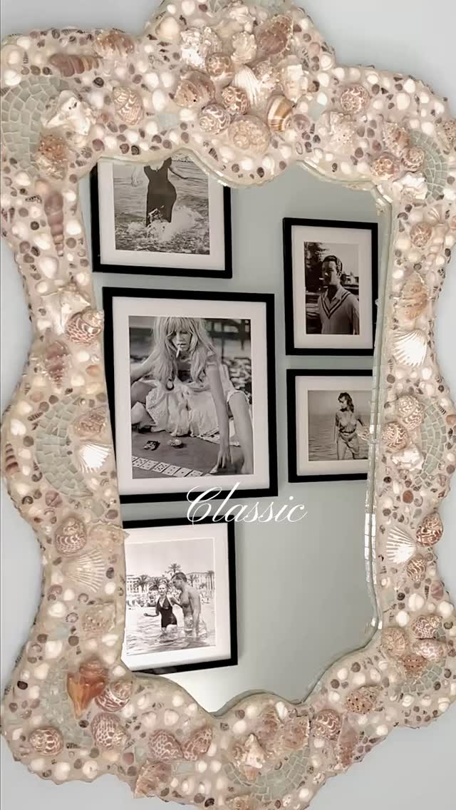 Apparently I really love galley walls 💕 This amazing & classic collection is hanging in my client’s cabana bath for a gorgeous tribute to old Hollywood 🎥 #palmbeachstyle #palmbeachcounty #palmbeachinteriors #palmbeachdesigner #interiordesign #eternalsummer #interiordecorating #cabanabath #cabanabathdesign #jupiterfl #hollywoodglam #oldhollywood #timelessbeauty #timelessdesign