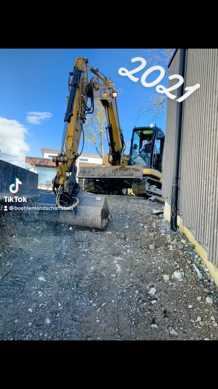Böhlen Landschaftsbau wünscht ein schönes 2022🔥🎉