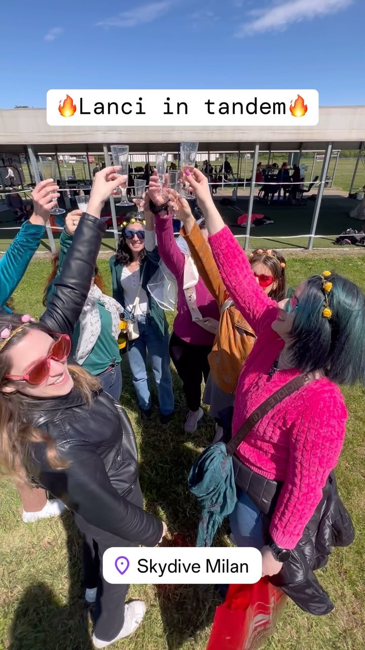 💥𝗟𝗮𝗻𝗰𝗶 𝗶𝗻 𝗧𝗔𝗡𝗗𝗘𝗠💥
🪂𝕋𝕚 𝕒𝕤𝕡𝕖𝕥𝕥𝕚𝕒𝕞𝕠!
𝗖𝗶 𝘁𝗿𝗼𝘃𝗶 👇
📍𝗖𝗔𝗦𝗔𝗟𝗘 𝗠𝗢𝗡𝗙𝗘𝗥𝗥𝗔𝗧𝗢
📍𝗖𝗨𝗠𝗜𝗔𝗡𝗔
📍𝗚𝗔𝗥𝗭𝗜𝗚𝗟𝗜𝗔𝗡𝗔
📍𝗟𝗔𝗚𝗢 𝗗𝗜 𝗜𝗦𝗘𝗢
📍𝗧𝗛𝗜𝗘𝗡𝗘
📲𝕊𝕔𝕣𝕚𝕧𝕚𝕔𝕚 𝕚𝕟 𝔻𝕄 𝕠 𝕤𝕦 𝕎ℍ𝔸𝕋𝕊𝔸ℙℙ
🔗 ℙℝ𝔼ℕ𝕆𝕋𝔸 𝔻𝔸𝕃 𝕃𝕀ℕ𝕂 𝕀ℕ 𝔹𝕀𝕆
#casalemonferrato #lombardia #milano
#skydivetandem #liguria #genova #happyplace #jump #italy #experience #instagram #igphoto #canopy #parachuting #aircraft #sky #love #réel #instagramreels