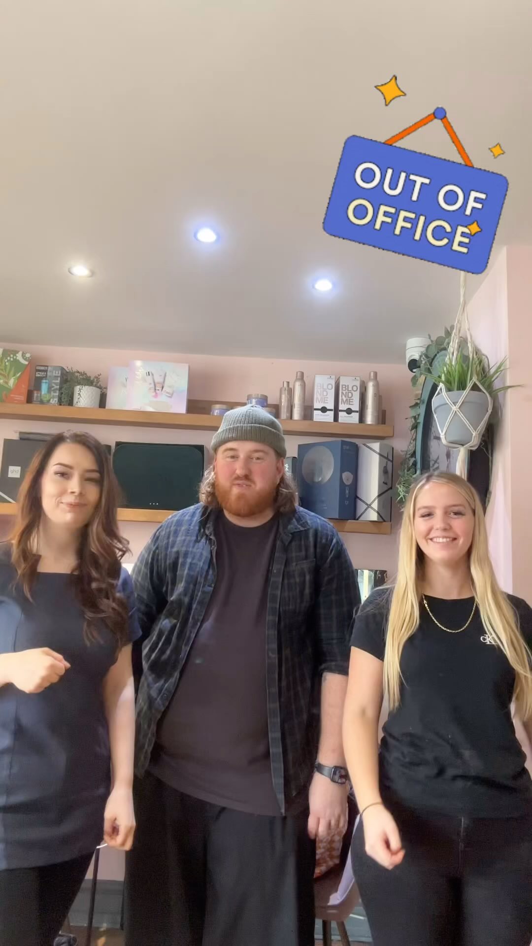 Just a reminder guys!! That’s us out of office for a few days to spend some much needed time with our family’s, like we never get a FRIYAY so here’s to ours!! Drop us a DM or a voicemail and we will get back to you upon our return on 2nd Nov!! Catch you on the flip side!!
#halfterm #schoolhols #familytime #love #happy