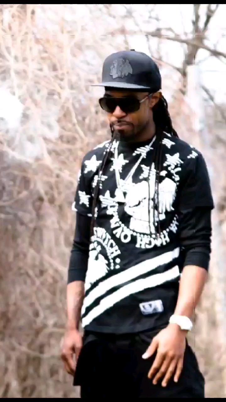 @mr__carolina follow him now.
Song: Choke on My Ambition ft @lr_8gm
By: @mr__carolina
Out Now On All Platforms
#Lyricleemgmt