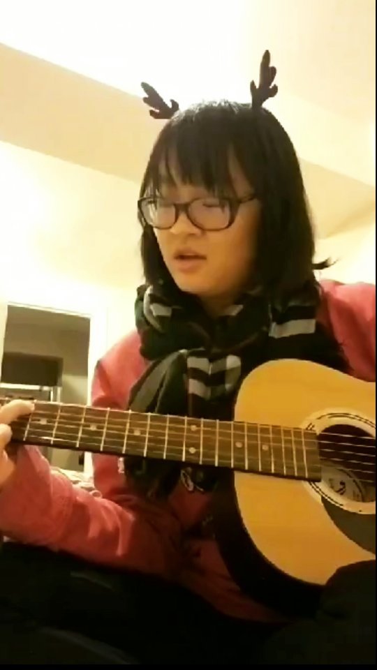 🌱 Sometimes I get lost in trying to "grow" a certain way, because it seems like I need to, otherwise I'm not doing it right. But then I remind myself that there's no wrong way to grow: 🌱 #growth in one way leads to growth in another, because growth is holistic. 🌱 whatever growth you undergo is perfect for your journey, and happened in the way it needed to. 🌱 nobody can define how you should grow - growth is individual and a journey whose path only unfolds as it happens.
So how do you know you're on the right path? If you're gathering #peace, #gratitude, #warmth, #joy, #selflove and #positiveenergy along the way - you bet you're growing just fine, dear friend. 😌💚
--
ALSO aaaaghh my first reel!!! Should I make more? o: