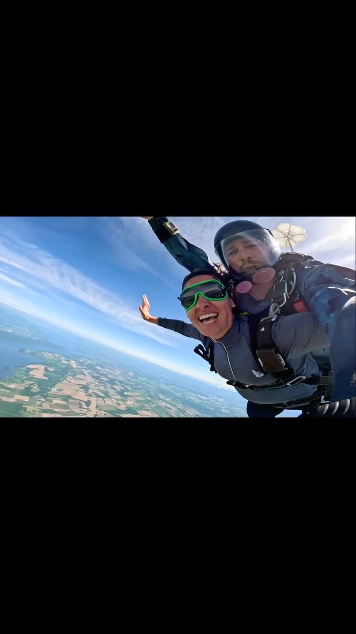 Skills for a lifetime! We have had stellar weather this season. Book your jump over Lake Champlain today! Link in bio. #JumpVSA
.
.
.
#vermont
#skydive
#stowe
#burlington
#freefall