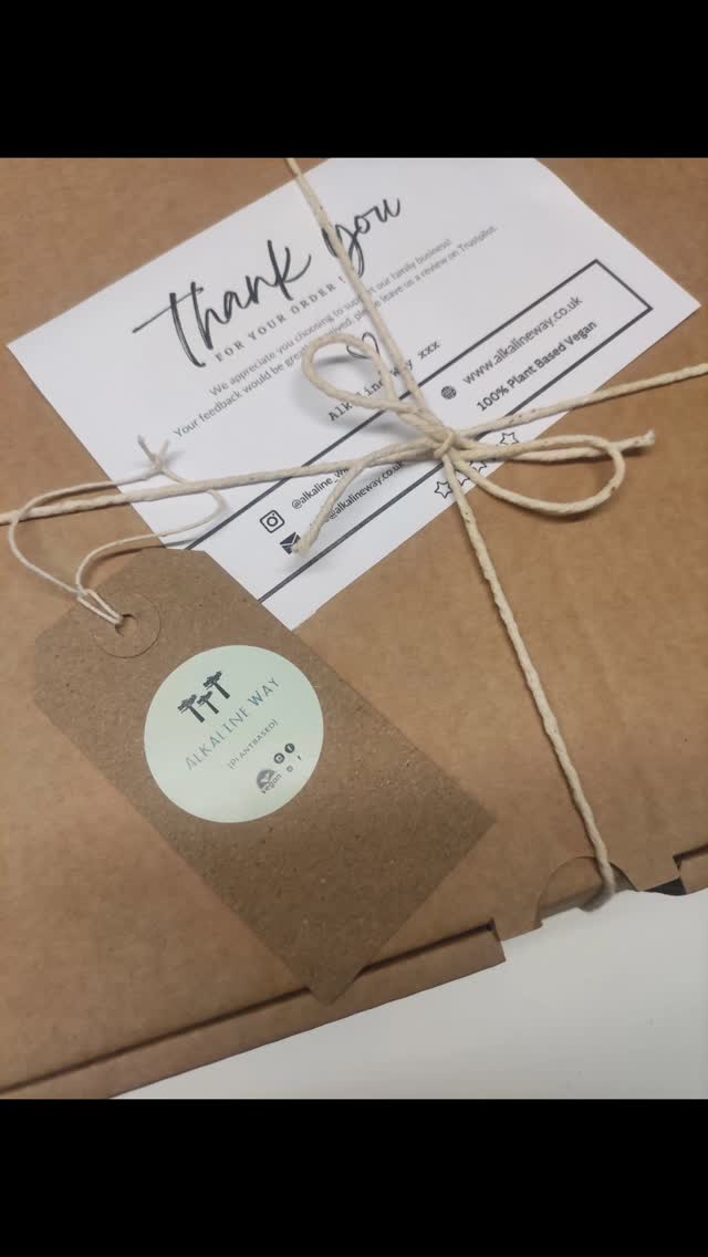 Did you know that we have gift boxes?
.
Mind Body and Balance
.
Health and Wellness
.
Lavender
.
.
All beautifully put together to give you the best experience to help you improve your overall health 💜
.
.
Orders yours via our website
.
www.alkalineway.co.uk
.
.
.
#alkalineway #crystals #selenite #palosantos #healthiswealth #mindbodybalance #giftbox #giftoflife #healthylifestyle