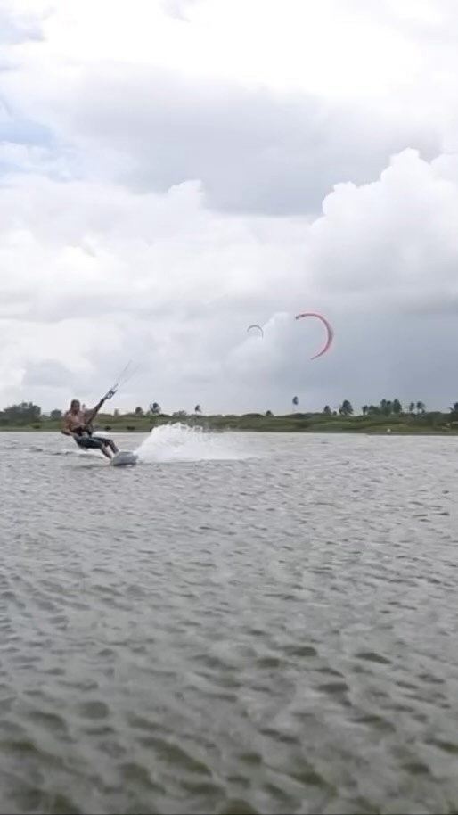 Ciao
Nie masz planu na majówkę ? 🤔 To już masz ! 😄
Miejsce - Sycylia - Lo stagnone 🇮🇹
Loty - KTW/WWA - Trapani ✈️
Zapraszamy do kontaktu:
Moonshine.kiteschool@gmail.com 📫
Instagram, Facebook w wiadomości prywatnej 📱
Czekamy na Ciebie 👀