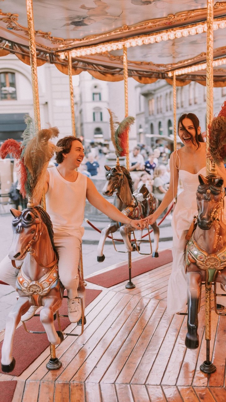 Let's talk Adventure Sessions and why I've made them a part of ALL my packages.
1. YOUR WEDDING FILM WON’T BE COOKIE CUTTER 😂
Need I say more? Let’s tell your Love Story in a non-traditional or boring way.
#elopement #wedding #weddingfilm #weddingvideo #weddingvideography #adventureawaits