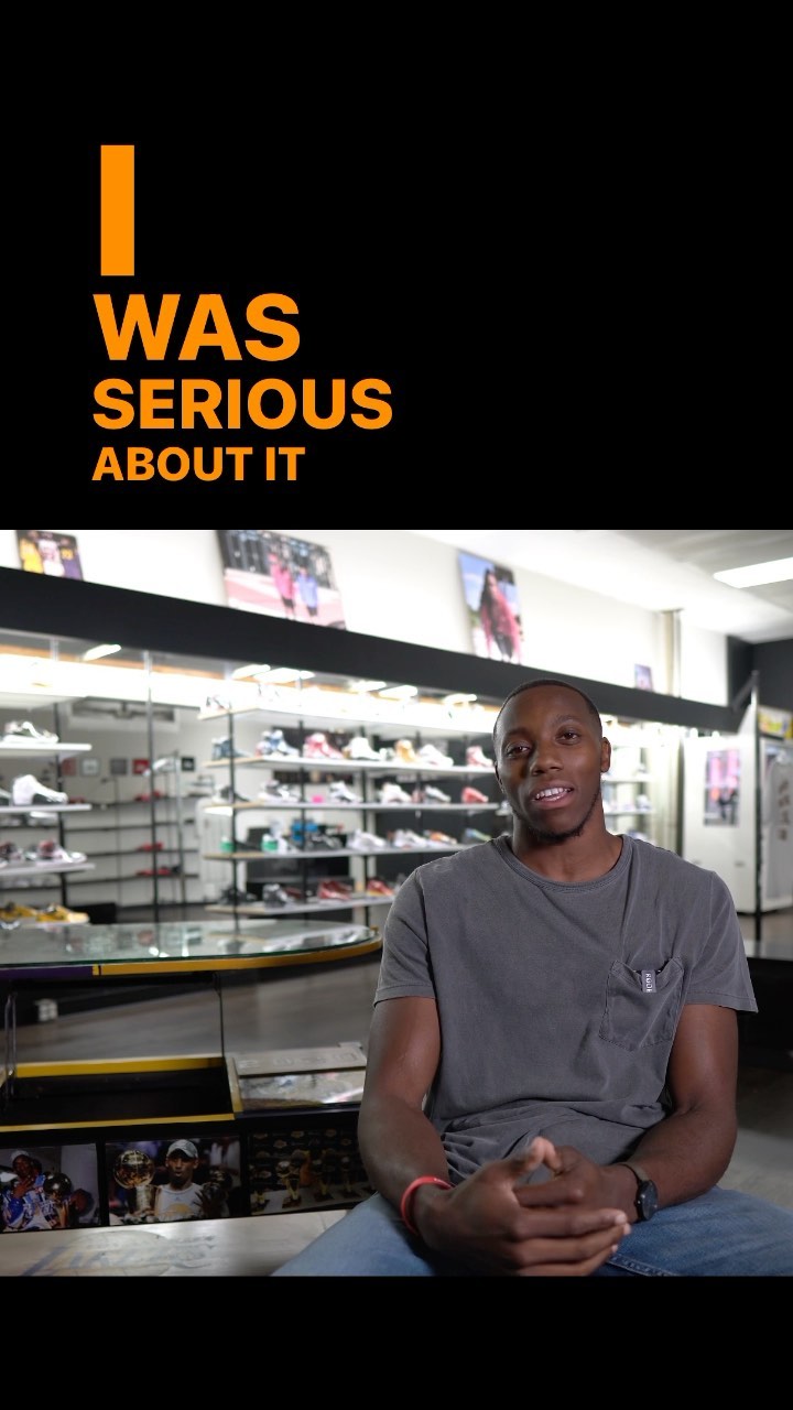 Sneaker Event August 7!!! @jolietkreamers
If you want to accomplish a goal. YOU HAVE TO BE SERIOUS, know all the details, and of course… Have a plan. @c4_boom31 you were one of my first interviews. Thank for the opportunity.
More clips coming from full interview coming (see interview at Major Bridges TV - YouTube) #sneakers #sneakerhead #sneakercon #entrpreneurship #entrepreneur #goals #marines #veteranowned #blackowned #blackownedbusiness #chicago #joliet #kicks @joliet_aaba