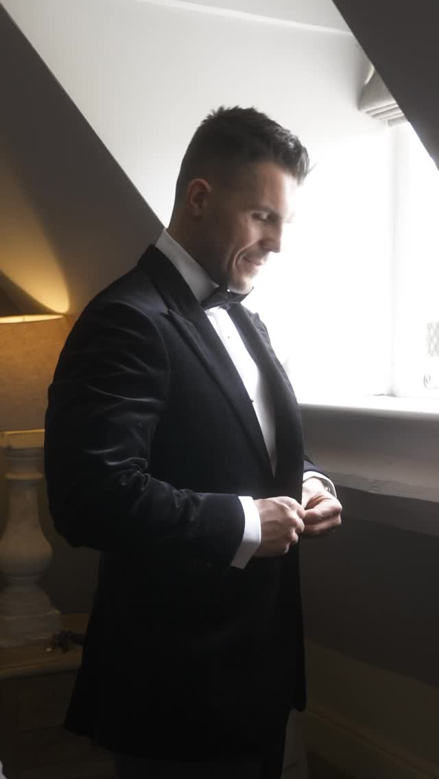 Billy & Serena a couple of weeks ago @stonebarnvenue
Incredible day! With energy start to finish!
Photographer - @kellyweechphotography
Florist - @honeysuckleflowerco
Transport - @kushicars
Official teaser being dropped soon!