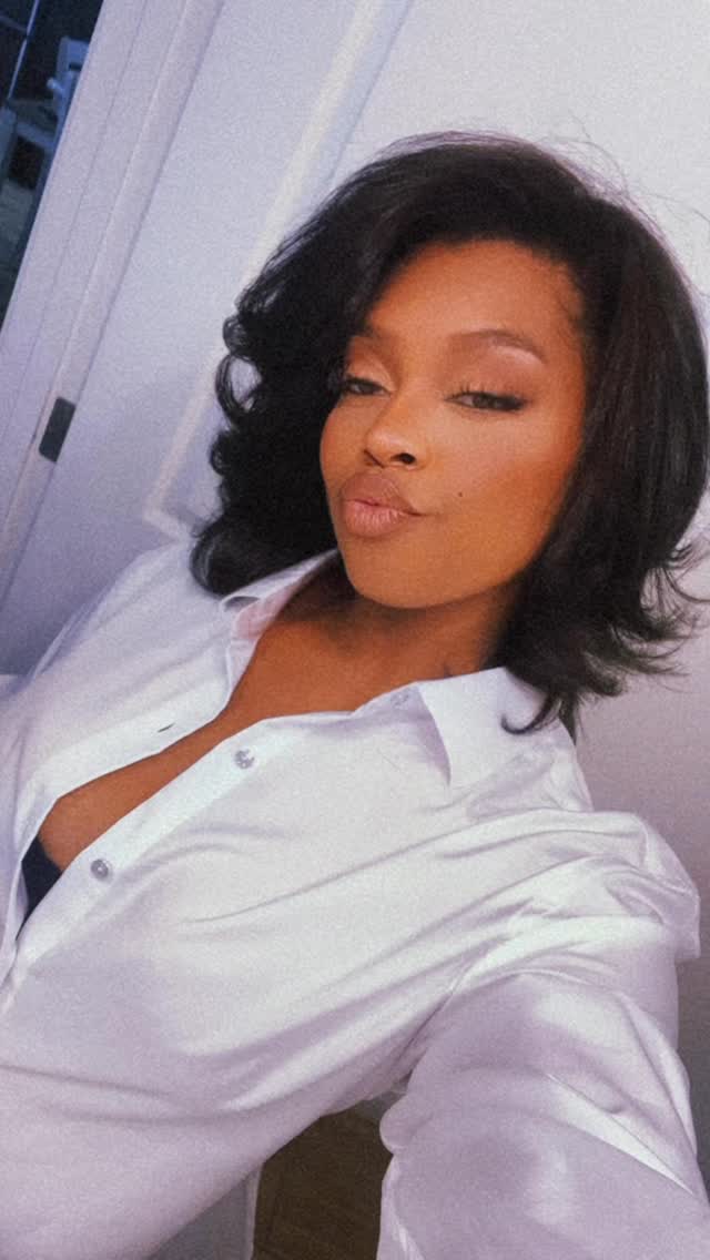 Forever a lover girl 😇
Accepting New Clients