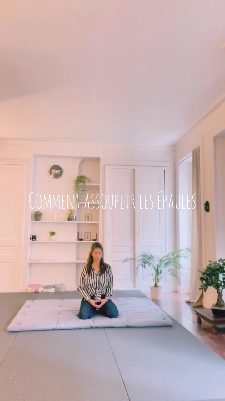 Les mouvements les plus simples sont souvent les plus efficaces.
Prenez le temps de faire ces étirements pour vous rendre compte de la souplesse de vos épaules.
Belle journée !