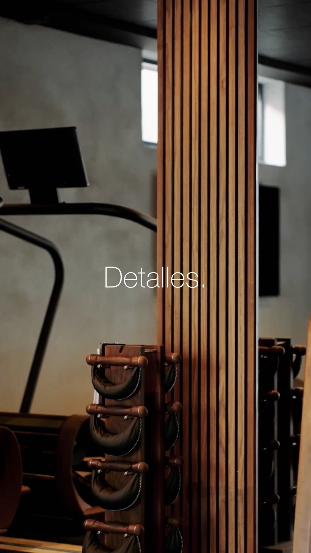 Los detalles marcan la diferencia.
Explora cómo nuestros paneles de madera transforman cada rincón de tu hogar, aportando calidez, estilo y personalidad. Porque cada detalle cuenta. #Detalles #WoodOnWallspain #diseñodeinteriores
Details make the difference.
Discover how our wood panels elevate every corner of your home, adding warmth, style, and personality. Because every detail matters! #construccion #interiordesign