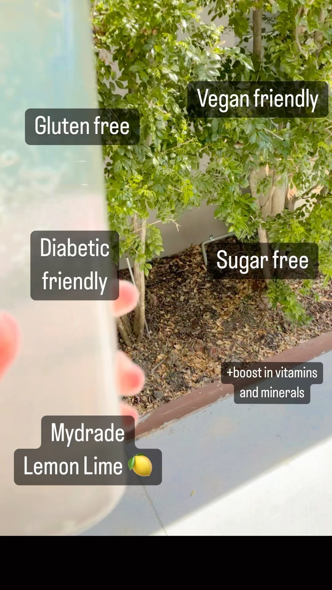Mydrade Lemon Lime, refreshing and delicious 🍋 also packed with Vitamins and Minerals to boost your immunity levels.
Don’t forget we are also sugar free, gluten free, vegan friendly, and diabetic friendly. All the + and none of the - .
Give us a shot +
#hydration #hydrationnation #immunityboost #immunity #immunitybooster #lemon #vitaminsandminerals #aussie #aussiemadeandowned #aussiemade 🍋
