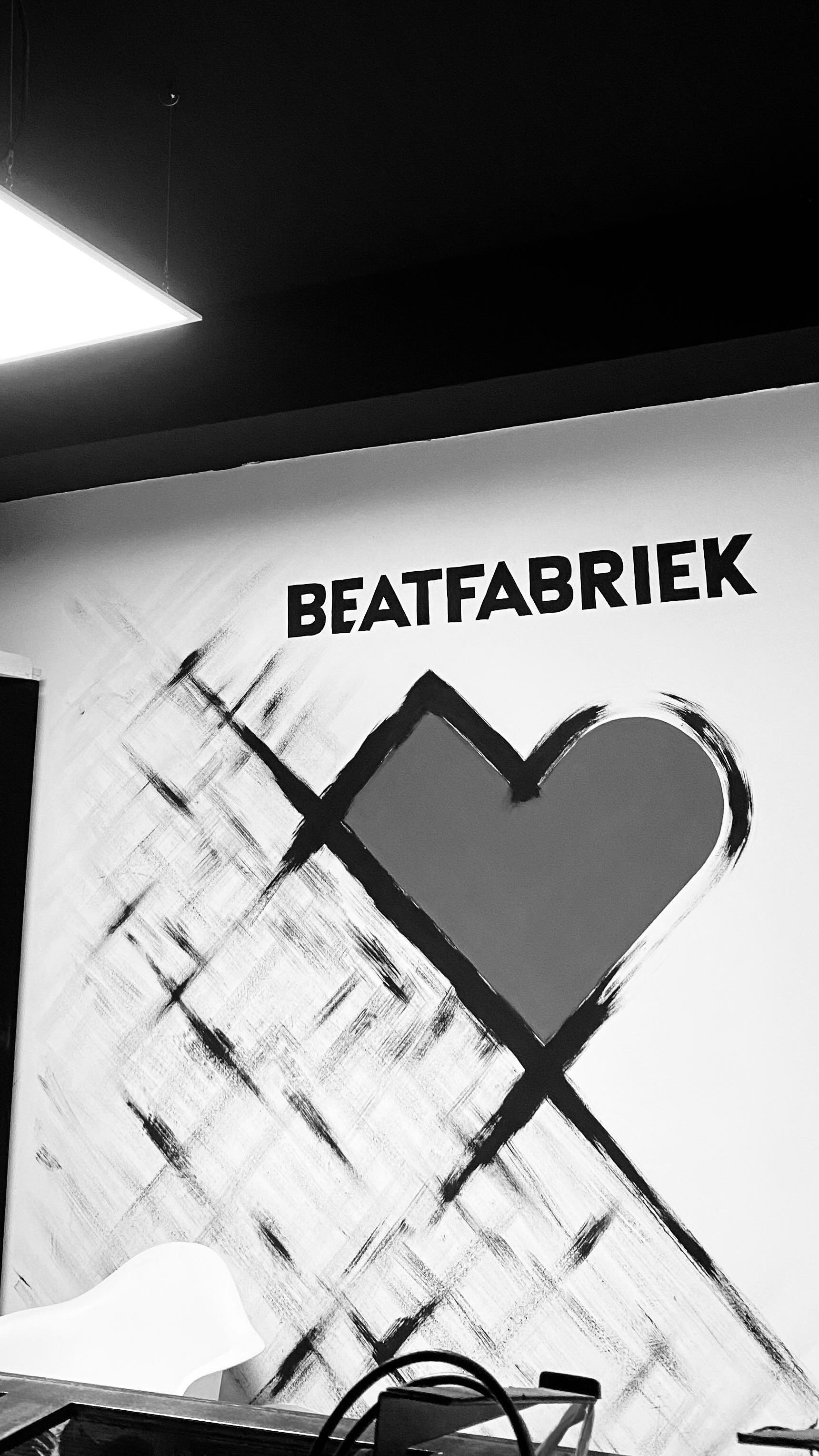 Ready for the weekend 🕺🔥🎧
#vinyl #electronicmusic #dance #dj #beatfabriek #amsterdam