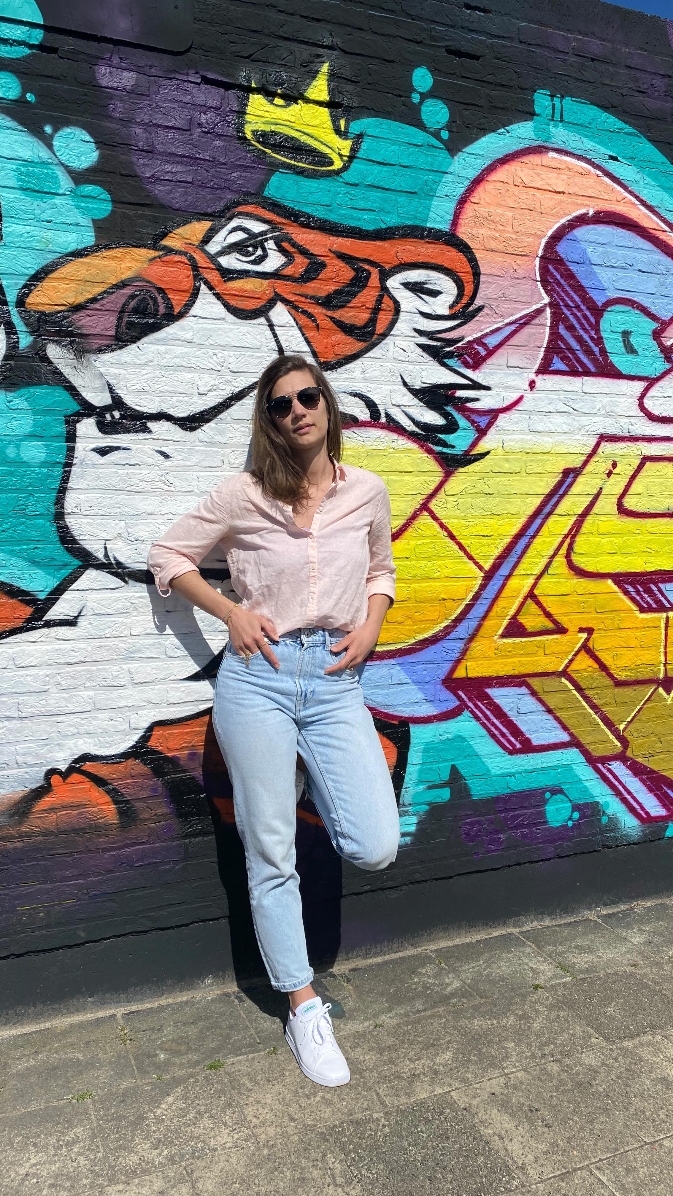Ma happy danse du lundi, la danse qui fait plaisir!
Merci de votre soutiens et patience, je travaille beaucoup moins vite que d’habitude 🥰! #gratitude
•
•
#happydance #funreels #funny #effect #dancing #trend #videodujour #frenchgirl #dansejoyeuse #smallbusiness #merci #creatricebijoux #bijoux #alhenbijoux