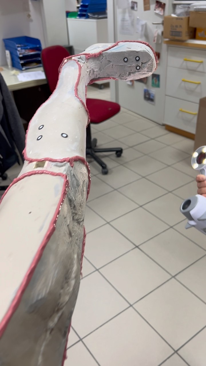 🇦🇹Digital geht auch ☺️
🇬🇧Digitally is also possible 😉
•
•
#orthopedictechnician #orthese #3dscanning #3dscan #cbrace #chronicillness #disability #disabilityawareness #handicap #iamadaptive #inclusion #limbloss #nevergiveup #oneleg #ottobock #paraplegic #orthosis #orthoticleg #orthotics #spinalcordinjury #polio #poliomielite