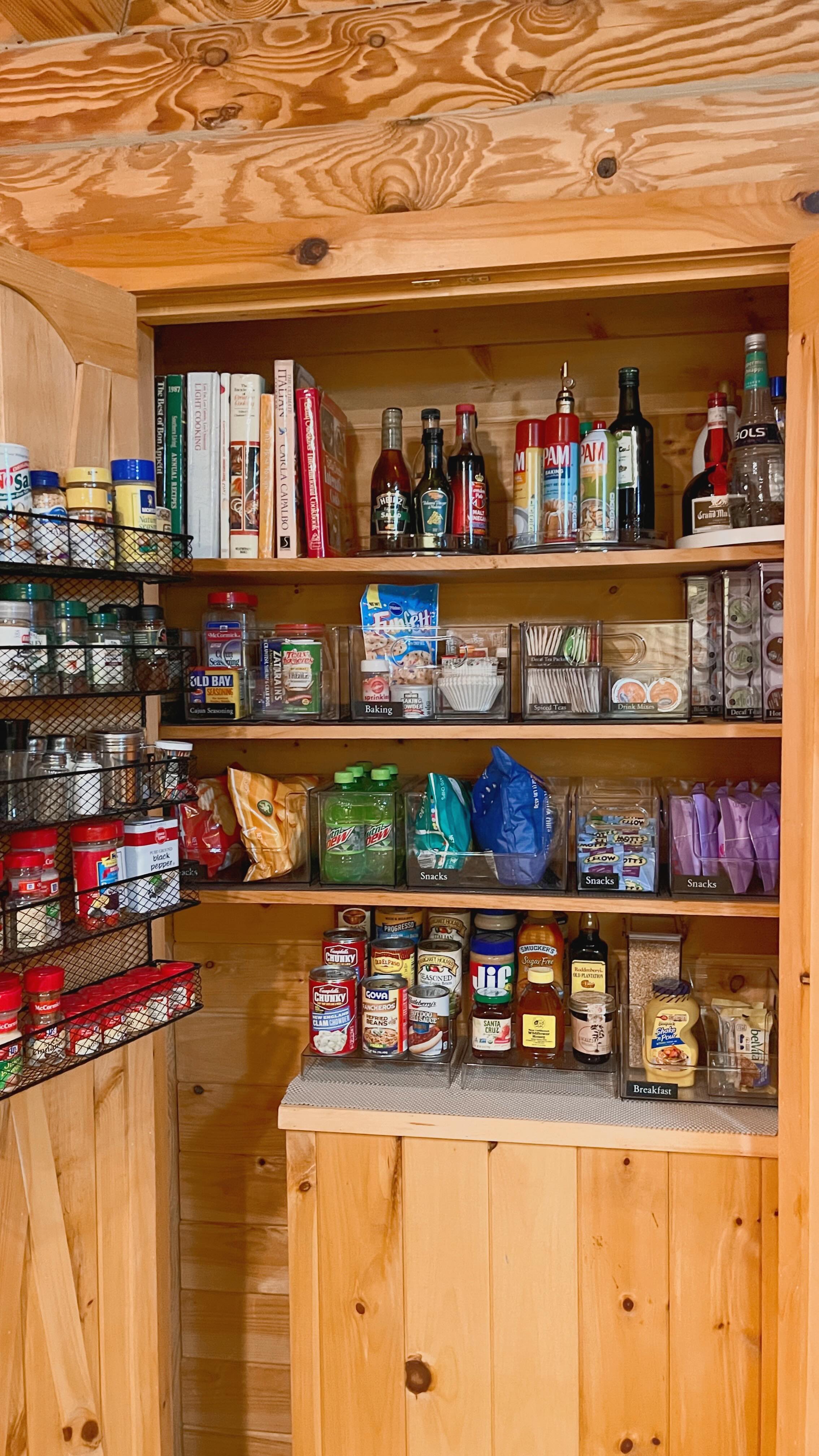 Would these simple systems work for you in your pantry? I’m a big fan of keeping systems simple and inventory minimal - that’s the secret for easy maintenance 😉
