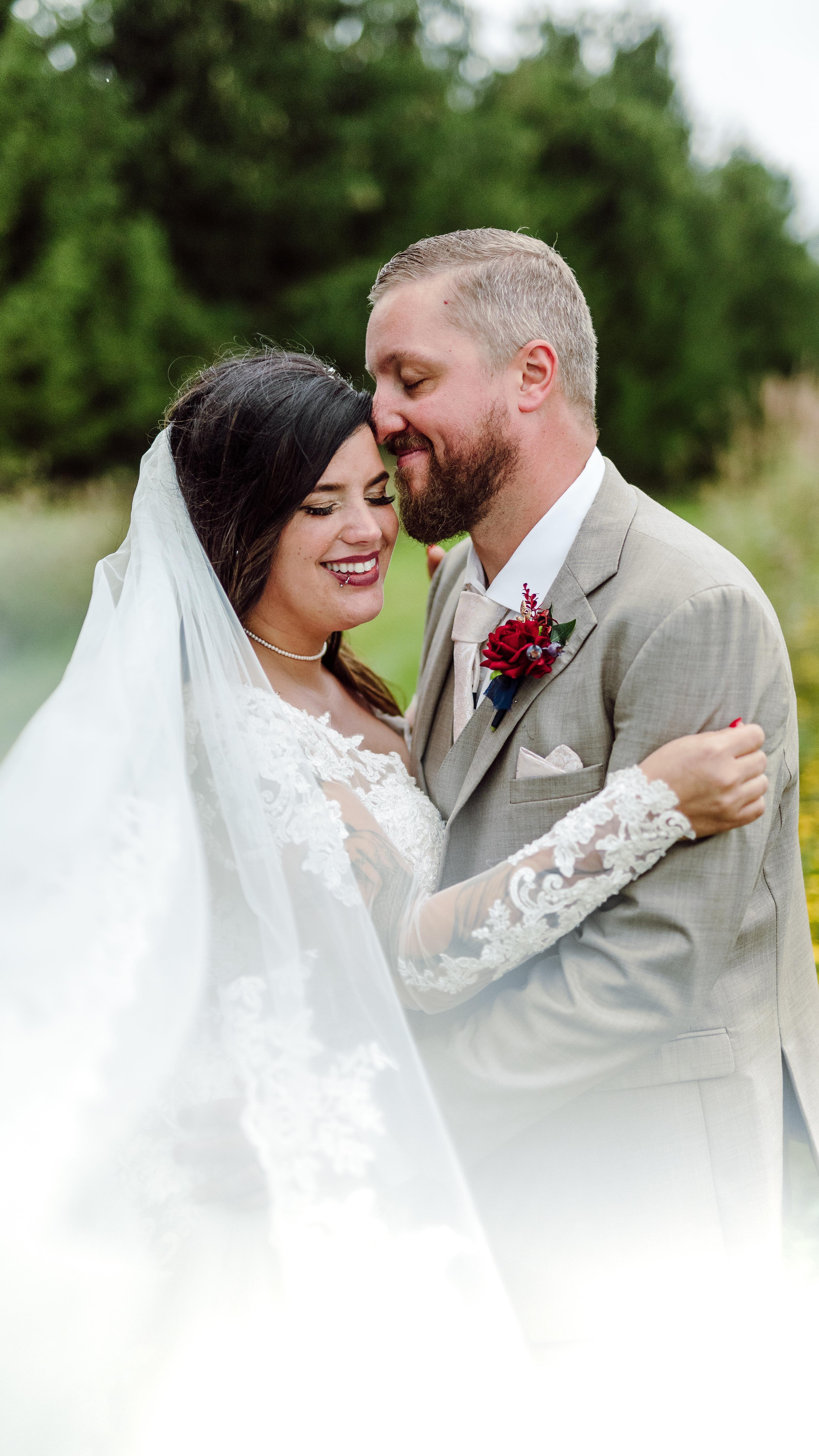 ✨ THIS COULD BE YOUR WEDDING PHOTO SNEAK PEEK ✨Link in bio to book now for 2023 weddings! ✨ What are you waiting for??? 📸 #briannakraftphotography #marriedinwisconsin #elopeinwisconsin