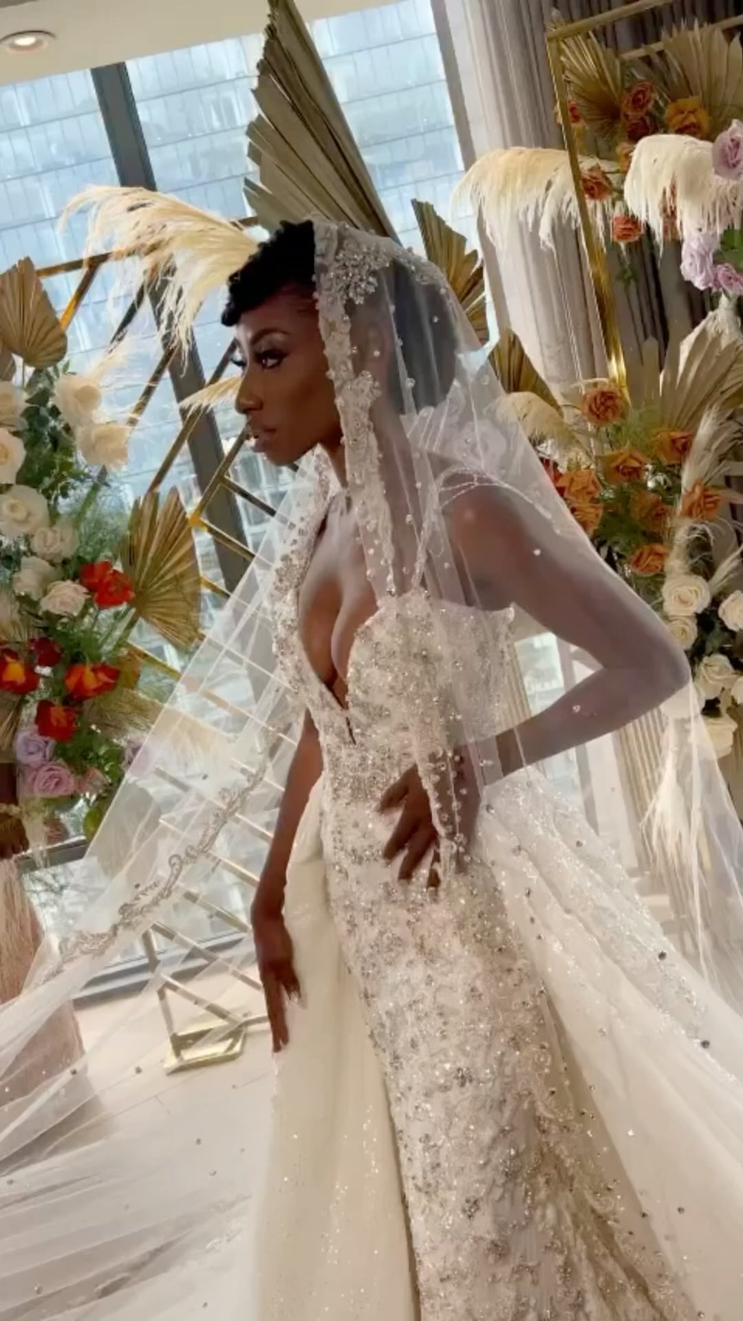 ANGELA
#ourdna
Planning: @lushcoutureevents
Photographer/Video: @codyblanestudios
Decor: @platinumweddinganddecor
DJ: @bigteabee
MC: @georgebannerman @freshimpressionz
Bridal room: @assemblybyk
Bridal mua: @beautyperfectionmakeover
Brides hair: stylist_amanda_b
Bridesmaids MUA:@makeup.nikita and @glam.jewelbeauty
Bridesmaids hair:@BossCeePony, @lamoniauvea @hairbydior
Saxophonist: @_princeofghana
Bridal robe: @vtabi_official
Wedding blogger: @worldbridalinfluencer
#lushcoutureevents #weddingday #blackgirlmagic #blackrobe #love #dcwedding #washingtonianbride #munaluchibride #perfete #bcollectivemag #thecoordinatedbride #bellanaijaweddings #ahoufebridal
We do not own the rights to this song