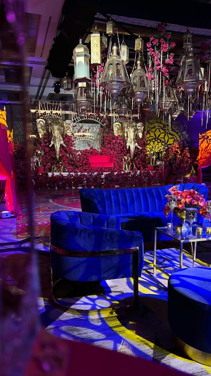 🔦💡👨🏽🎨🖼
#DnsEventSolutions #Wedding #Reception #LuxuryWedding #LuxuryEvents #Lighting #Lightshow #LightingDesign #WeddingInspo #GlamWedding #FairytaleWedding #Entertainment #DJ #MC #WeddingLighting #DecorLighting #EventLighting #LedScreen #LedWall #LedVideoWall #SouthAsianWeddings #Indian #IndianWeddings #WeddingDecor #EventProduction #Weddingdj #Events #Dancefloor #Djbooth #Weddingreception