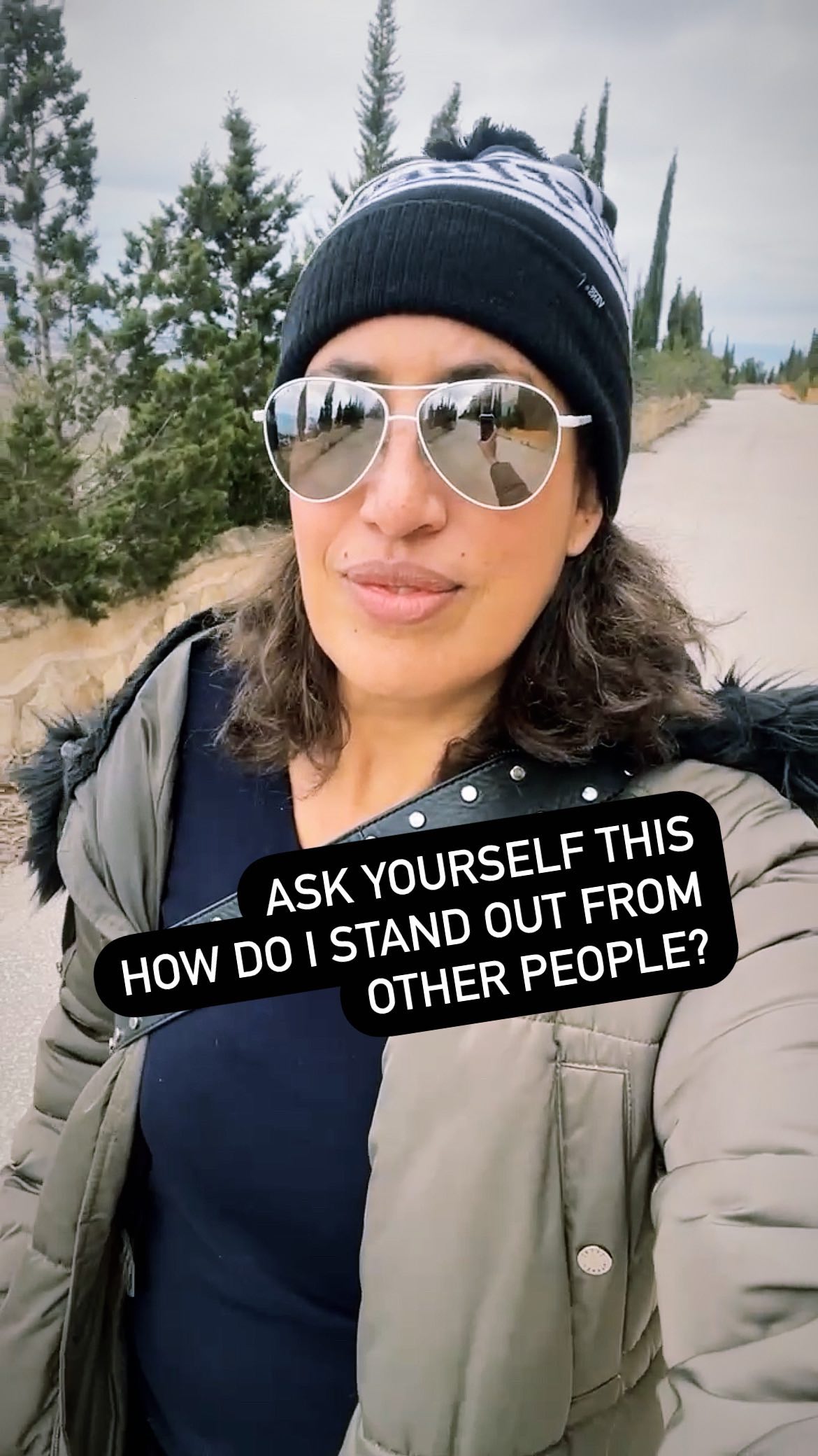 👑Originality is King 👑 The more original your dating profile and pics, the more success you’ll have on the apps. Research backs this up. But how do you create dating photos that capture your unique, special voice and vibe? Start with this simple, but powerful, question: How do I stand out from other people? Write it all down - passions, interests, inspirations, values, vibe. All of it. And use that as your framework to create your profile pics. Think about how you can visually capture your story in your photos using props, clothes, body language, locations, vibe and attitude. It’s challenging to do this, but have fun with it. It’ll show in your pics. You have been watching Hey Saturday, the OG Dating Photographers. All photos taken by Hey Saturday photographers #singleandhappy #modernlove #mindset #loveyourself #datingwithapurpose #datingadvice #datinglife #profilepictures #profilepic #profilepics #profilephoto #onlinedating #datingphototips #happylife #happysingle #relationshipgoals #personalbrandingtips #datingapp #datingapps #datingadviceformen #datingadviceforwomen #profilephotography #visualstorytelling #onlinedatingphotographer #datingphotos #explore #explorepages