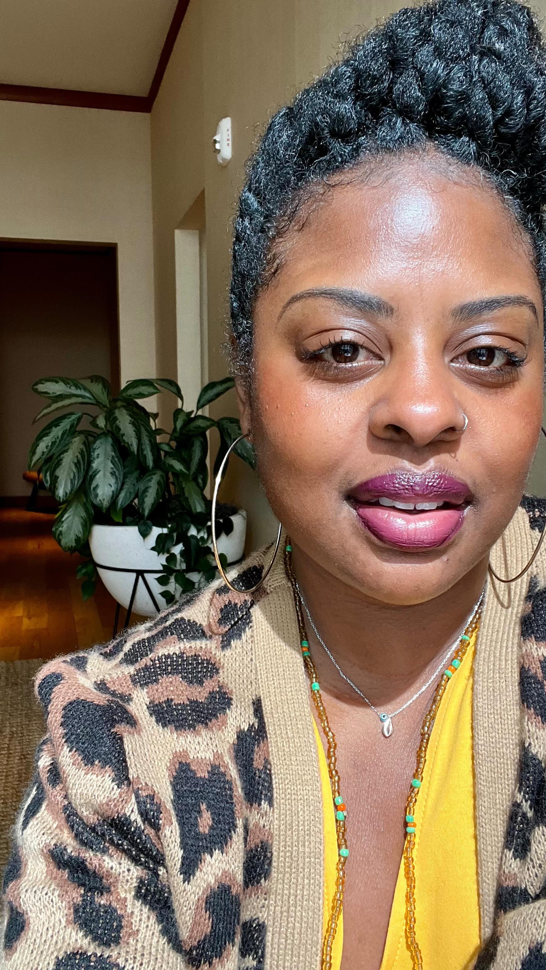 as a former high school math teacher with 20 years of classroom experience, i discovered that what i enjoyed most about teaching algebra is being able to support + walk alongside others through a process of self-discovery + “problem” solving.
i founded @akomawellness , where i serve as a personal + spiritual development coach, rites of passage facilitator + wellness guide to those who seek to reclaim the “missing” variables in their lives and are ready to undergo a process of rebirth + transformation.
i am currently the director of wellness at eaton hotel in downtown dc also, where we offer a holistic range of experiences to nourish the mind, body, and spirit.
my intention is to create + hold sacred spaces that support individuals with re-membering who they are + embodying the power that comes with being connected to the heart. my prayer is that we live lives where we can be whole. be love. be free. ✨
see the links in our bio to connect. 💙
- - - - -
akoma wellness offerings:
• mocha moon sacred circle: a 9-month rites of passage program for women
• personal + spiritual development coaching + consultations
• intuitive card readings
• living your (human) design readings
• energy healing
• sound healing
• wellness support in schools + the workplace
private group + individual classes taught:
• intro to orisha: exploring the wisdom of african spirituality
• root to crown: the transformation journey of the chakra system
• made in her image: healing the mother wound