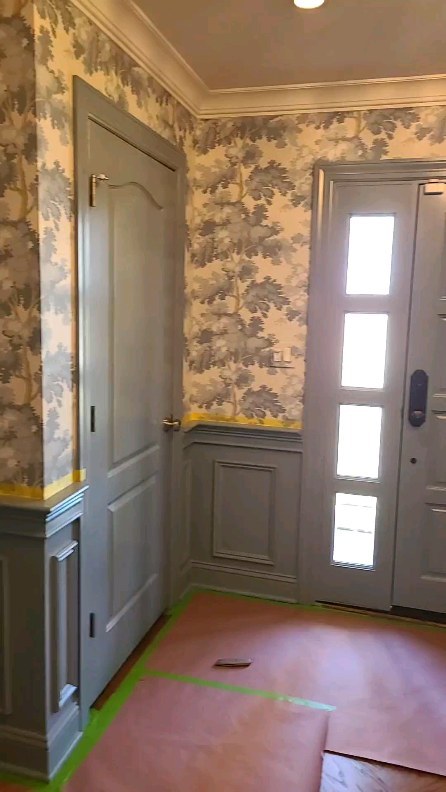 Touch_ups and add-ons
#theinfamouspainter #paintingcontractor #painter #painting #interiorpainting #graco #gracosprayer #sherwinwilliams