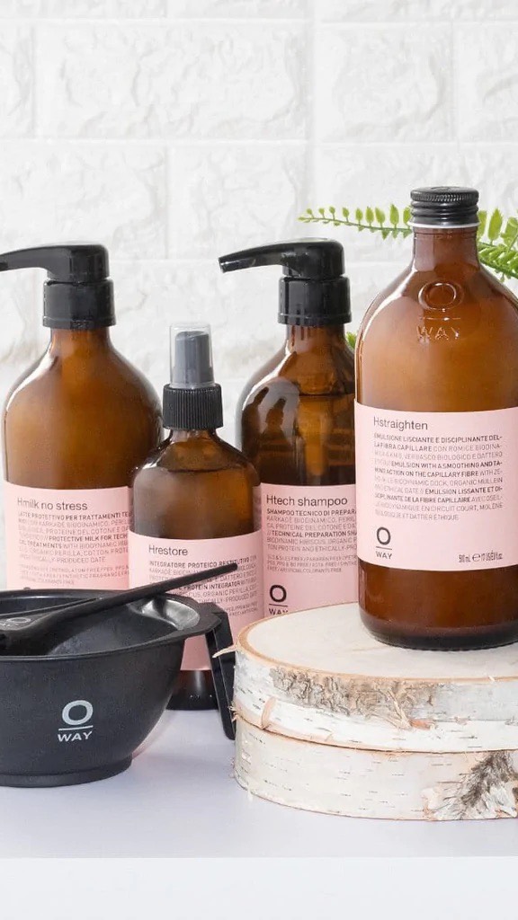 Hstraighten!
Anti- Frizz Smoothing Emulsion With Film- Forming Action.
(Better than a Keratin Treatment)
BOOK IN BIO
by pam
#reels #reel #reelsinstagram #oway #simplyorganicbeauty #holistichairtribe #education #edu #hairstylist #hairstylisteducation #blowout #hairgoals #hair #hairstyles #hairtreatment #hairsmoothing