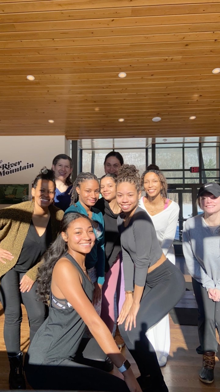 Last weekend, we were lucky enough to bring in the Spring season with these amazing beings at our first ever Equinox Energy Wellness Reatreat at @rivermountain. Together we meditated, FLO'd, relaxed, talked, ate, laughed, and so much more. We enjoyed each other's company, while basking in our solitude.
Thank you ladies for spending your Spring Equinox with us, for sharing your beautiful energy with us, and for choosing to #GrowitheFLO. We are eternally grateful for you all!
Thank you SO much to the @rivermountain team for making the entire weekend so special!! 💚🌤
#rivermountain #yoga #wellnessretreat #yogaretreat #travel #weekendgetaway #restandrelaxation #happyspring #springequinox #spring #happiness #namaste