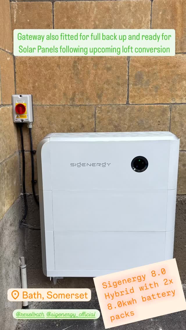 Installation of a Sigenergy 8.0 Hybrid with 16kwh of battery storage and full house back up. All ready for the new roof and some nice Aiko all black solar panels. Materials supplied by Rexel Bath