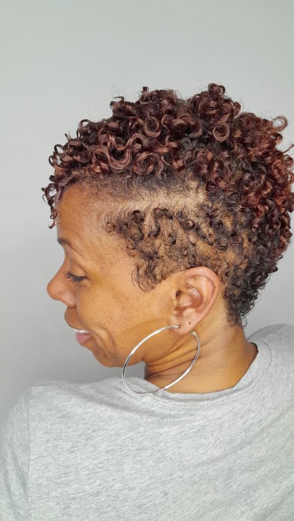 Ready to start your summer glow up? Tapered cut and Texture Method by Danielle. Schedule today www.hitexturehair.com.
.
.
.
#taperednaturalhair #naturalhairsalonatlanta #naturalhairsalonlawrenceville #bestofgwinnett