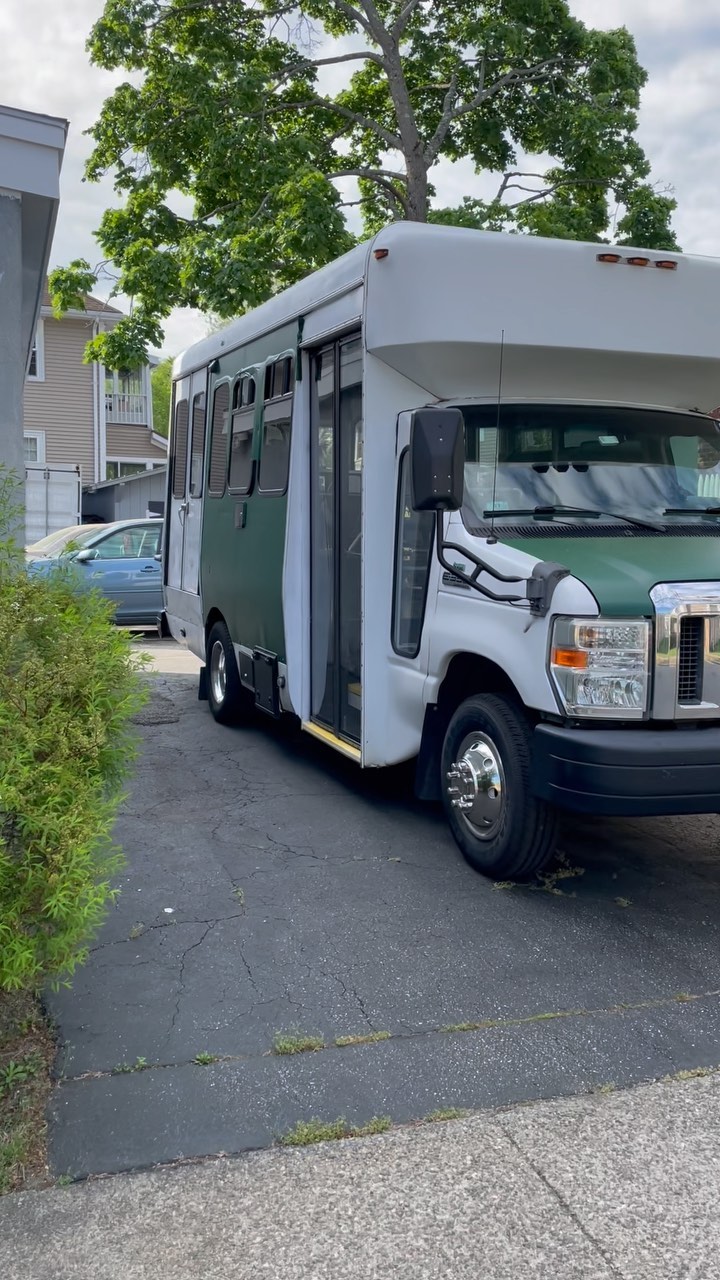 Wrap in progress! So pumped to see this get finished this week.
#buswrap #vanlife #conversion #barber #mobilebarber