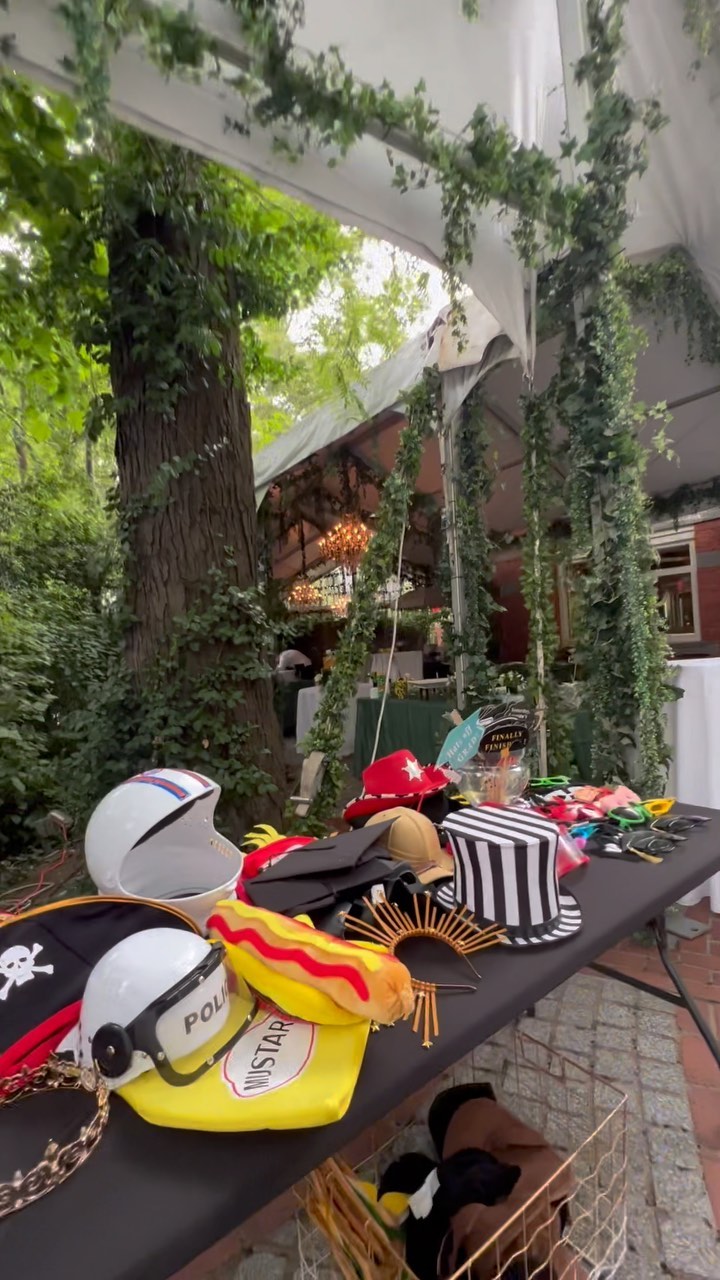 Graduation party at Central Park! We had an amazing time with amazing people at this beautiful restaurant 🤍
#flowerwall #photobooth #nyc #centralpark #graduation #graduationparty