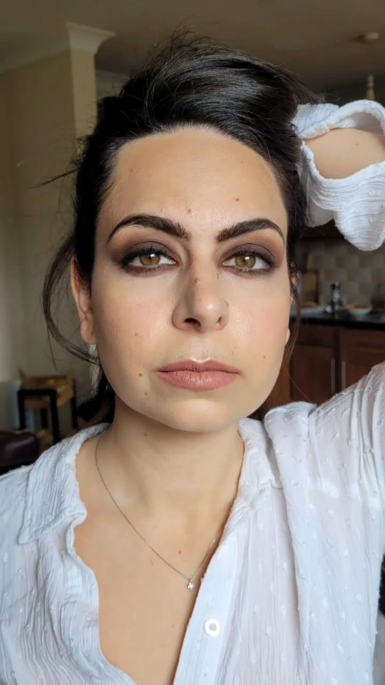 Mediterranean beauty ❤❤❤ my beautiful customer Cinzia decided to slay on her bday with a rocking smokey eyes. How gorgeous is she? Thank you for trusting me! 🥰🙏 #mobilemakeupartist #londonlife #mobilemualondon #smokeyeyes