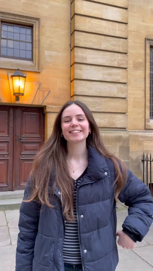 Testing our male friends on the prices of period products! 🩸
#periods #periodproducts #periodstories #menstrualhealth #menstruation #podcast #oxford #oxforduniversity