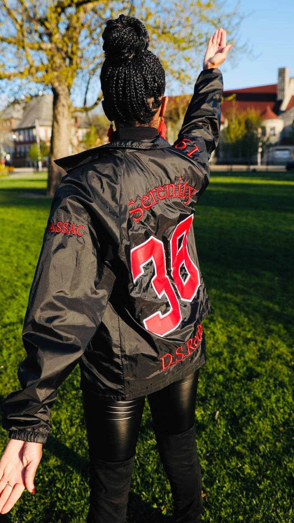 DeSTiny🔺🐘
🎥 : @bemoore4photography
What God has for me is for me and His timing is perfect. Becoming a member of my sorority is the best example of this. I waited long & didn’t always wait well. I’d be lying if I said I didn’t get discouraged along the way. But my destiny is divine and Delta was always my destiny.
5 years in, I still look around at my Sorors and my letters in disbelief at times. And then I’m reminded that God is good. There are other areas of my life where I’m waiting on God to do a thing. Delta reminds me that He will and it will be right when I need it.
🙌🏾
Be encouraged on this Monday. Know that God will fulfill every promise He’s made. And while you wait, pursue Him & make sure your vision is aligned with His.
🫶🏾
#destiny #DST #Godisgood #waitwell #alignment