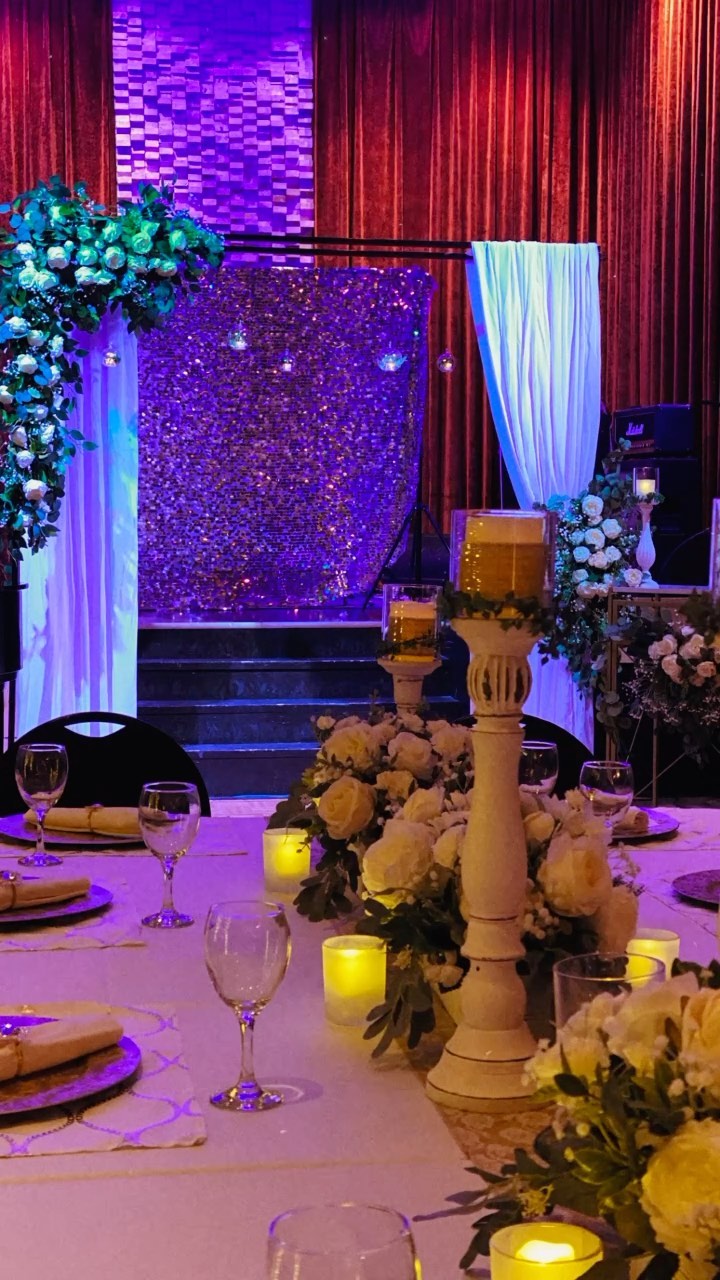 âI was never lost. I was just passing through. I was on my way to you.â
~ @jlo
#btownsound #burlingtonvenue #burlingtonontario #burlingtonontariovenue #burlingtonontariowedding #weddingvenues #weddingarch #weddingtable #onmywaytoyou #weddingdresses #jenniferlopez #lovestories