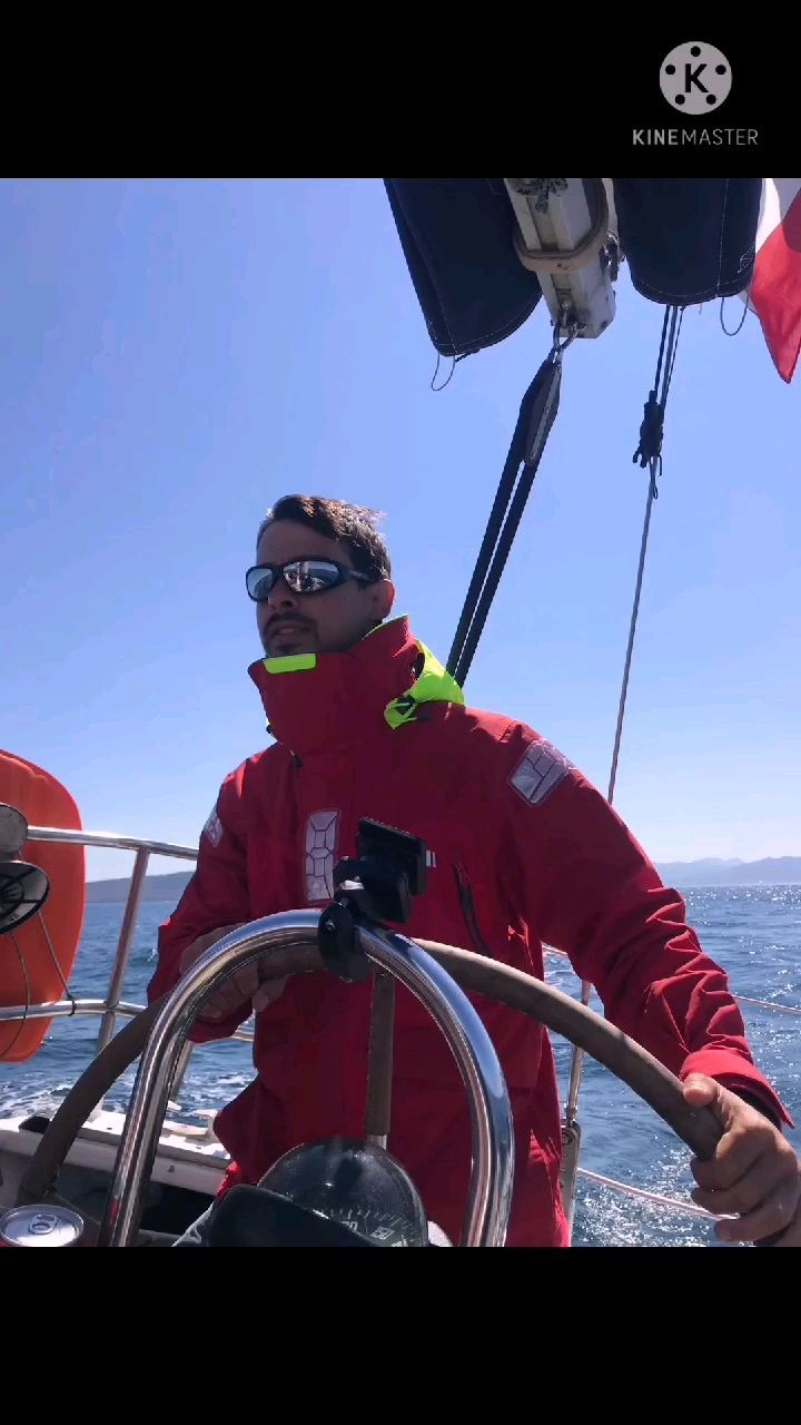 Golf de Gascogne - Galice 2021 avec Valonia ketch 43 pieds alu.
#chiropractic #Sailing #mikehorn #nature #liberty #evasion #reels #instagramreels #27photos #health #adventure #sunrise #sunset #holydays #aroundtheworld @theinnerstateglobal @mikehornexplorer