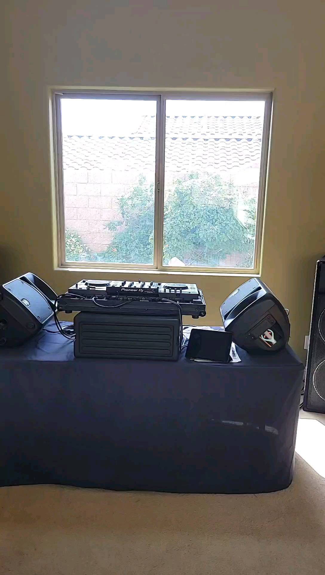 My favorite Mashup
#dubstep #riddim #edm #speakers #yamaha #pioneerdj #sound #system @getter