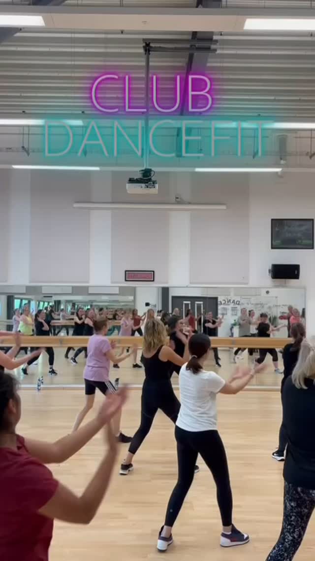 CLUB DANCEFIT
A party and a workout rolled into one!
Every Tuesday
7-8 pm
Three Rivers Academy
(Hersham/Walton)
To Book: https://www.clubdancefit.co.uk/book-online
An Easy, effective dance/Fitness class for a super full-body workout with easy-to-follow routines
Let’s glow 🌟
Work out to the best ‘90s and current chart hits whilst having fun with your buddies
Booking now open
To Book: https://www.clubdancefit.co.uk/book-online #clubdancefit #feelgoodfitness #danceworkout #strengthandflexibility #bodysculpting #thebodyshed #glow #flow #barrefitness