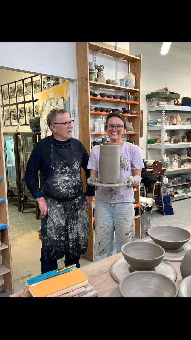 It was a real privilege to welcome Dan Kelly @danthepot to the studio at the weekend to give our amazing students a masterclass in throwing
Not simply going higher and increasing the weight thrown, but more importantly, really considering the details and making decisions about form, how to finish the rims and surface - what marks to add and what to leave
Being playful with composition and shape and really encouraging everyone to find their throwing voice - thank you so much Dan
#claycommunity
#throwingmasterclass
#potteryclasses
#ceramicsmasterclass
#dankelly
#eastbournestudiopottery
@therosamag
#pushingyourself