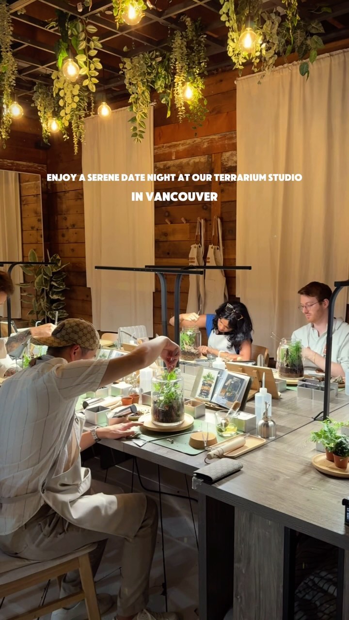 Vancouver Date Night: Build Your Own Little Terrarium🌱
#vancouver #diyterrarium #terrariumworkshop #plantlovers #datenight #dateideas #planttherapy #greenthumb