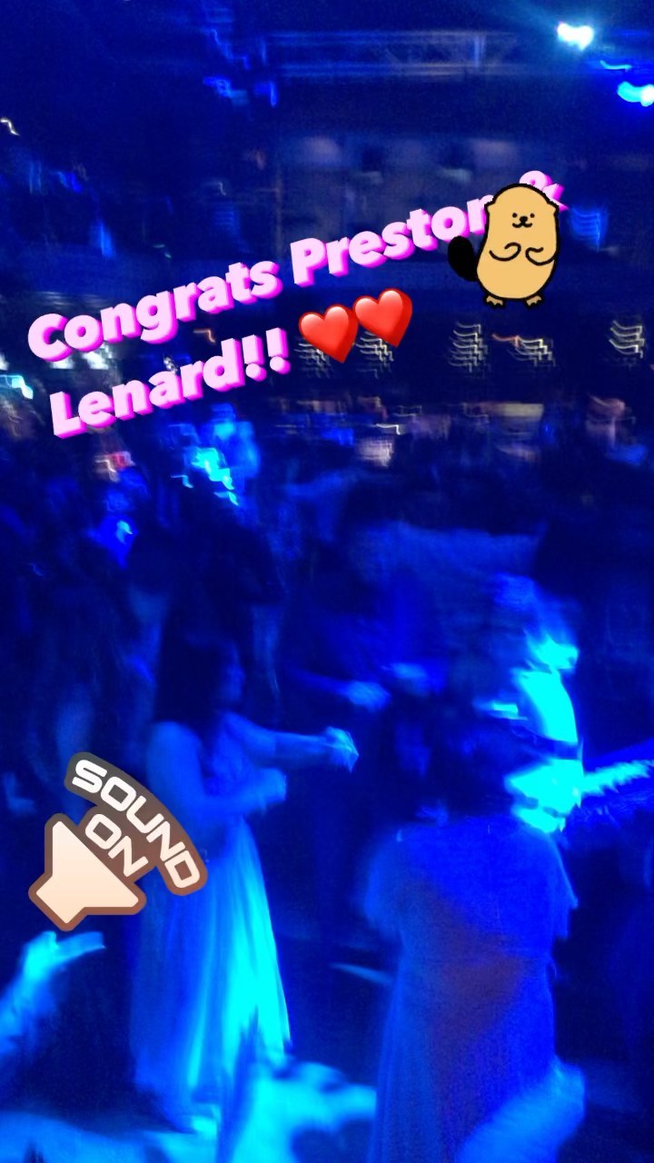 Last night’s wedding was insane! It’s always a special thrill when I get to throw in some of those classic club songs 🙃
And this dance party was EPIC - the crowd danced nonstop for FOUR HOURS 💃🏽🕺🏼#prestonandlenard
.
.
.
.
@edisonballroom & 😘to the all-star team:
@mrjasonmitchell
@davidperlmanphotography
& unfortunately I don’t know who the florist was but the flowers were spectacular!
.
.
.
.
#dj #weddingdj #clubdj #djcolleencrumbcake #colleencrumbcake #nyc #baltimore #philly #dc #brooklyn #bkdj #nycdj #brooklyndj #phillydj #baltimoredj #dcdj