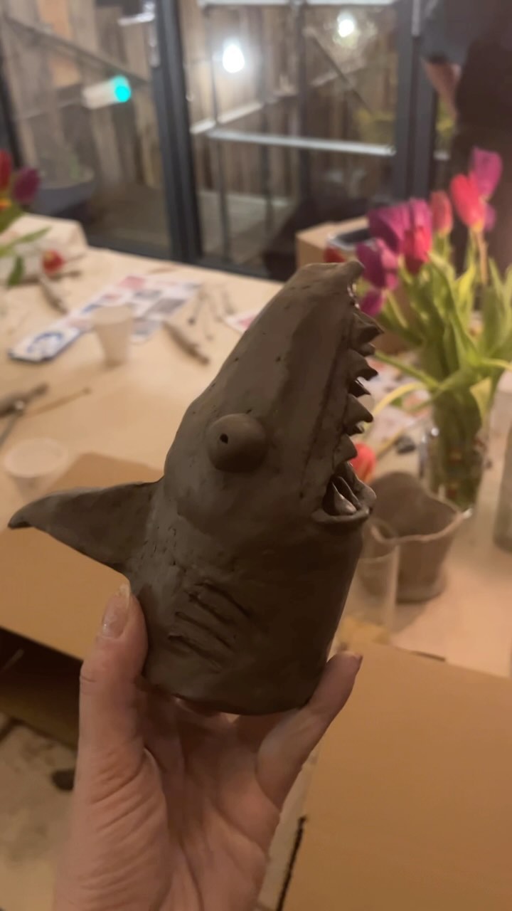 One of the pieces from our last workshop! We still have tickets available for the 11th of April workshop! 7-9pm
Hope to see you all @brouhaha_bar for the workshop!
.
.
.
#londonworkshop #thingstodoinlondon #clayworkshops #pottetyworkshop #potterywithoutwheel