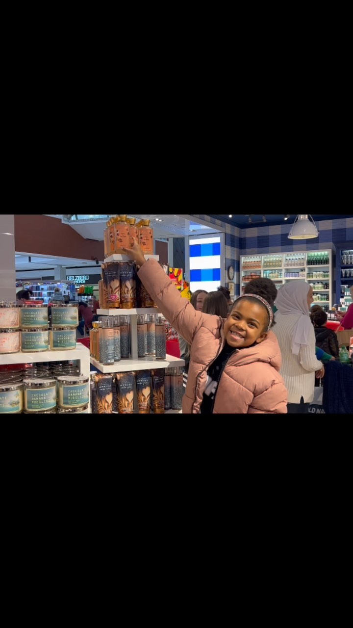 I had so much fun today shopping for the newest community center Project Beautiful will benefit this year: @the.apostles.house The Apostles’ House provides a stable, safe, and drug-free environment where women receive comprehensive social services to improve physical, emotional, social and financial quality of life. I’m excited to deliver my Beautiful Bags to support these women as they work to improve their circumstances! @rainamariepitts @jnepitts11