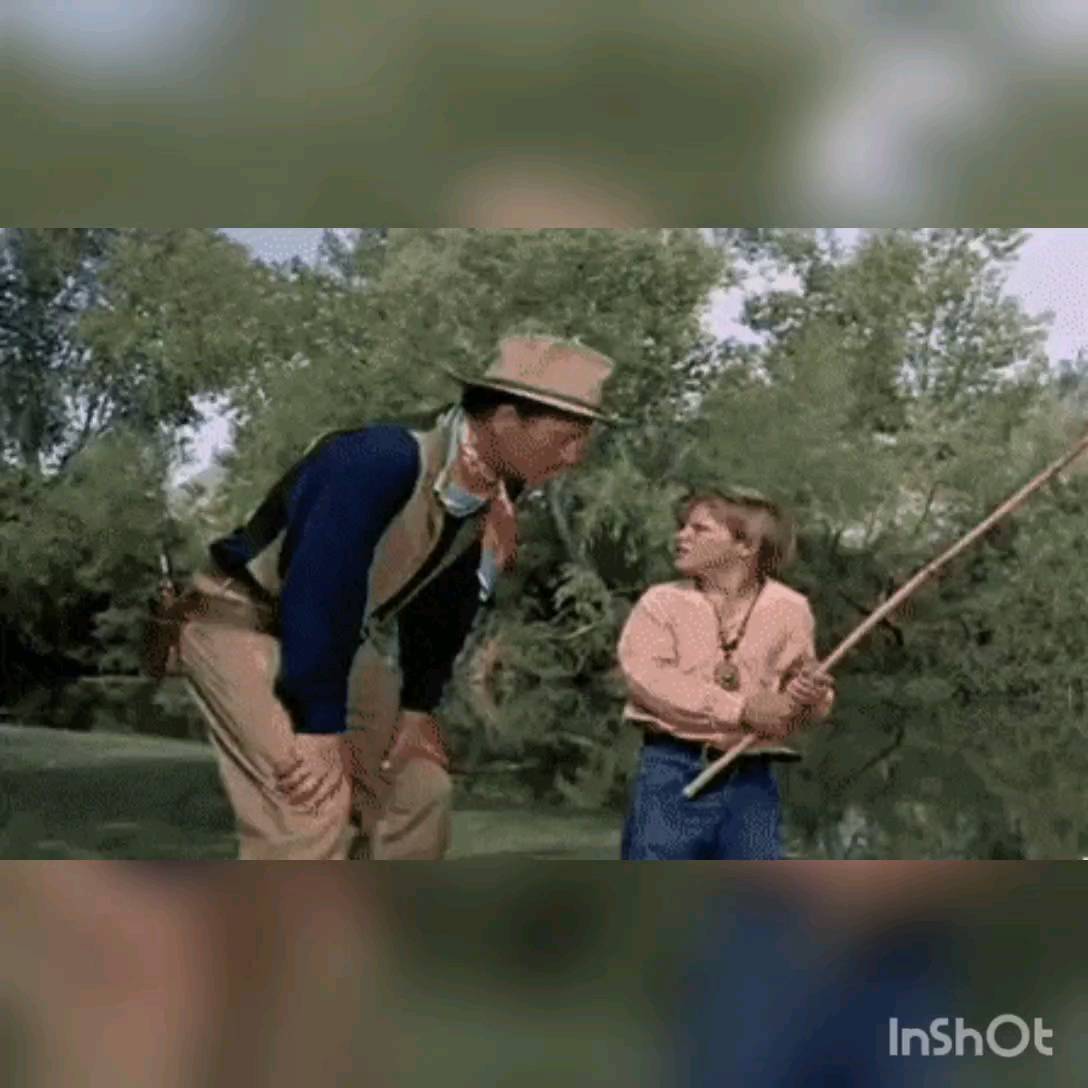 We got the green light! Sink or Swam hit 80% of our goal yesterday. We are still crowd funding at Seed and Spark, donate to be apart of this project today!
.
@sinkorswamseries
@ana_bernotreilly
@hey_hannah_rae
@scoutsmith__
@gottarace55
@jordanhorsch
@abbey_trees
@isaacirl
#bluebarnproductions
#comedy
#series
#sinkorswam
#pilotepisode