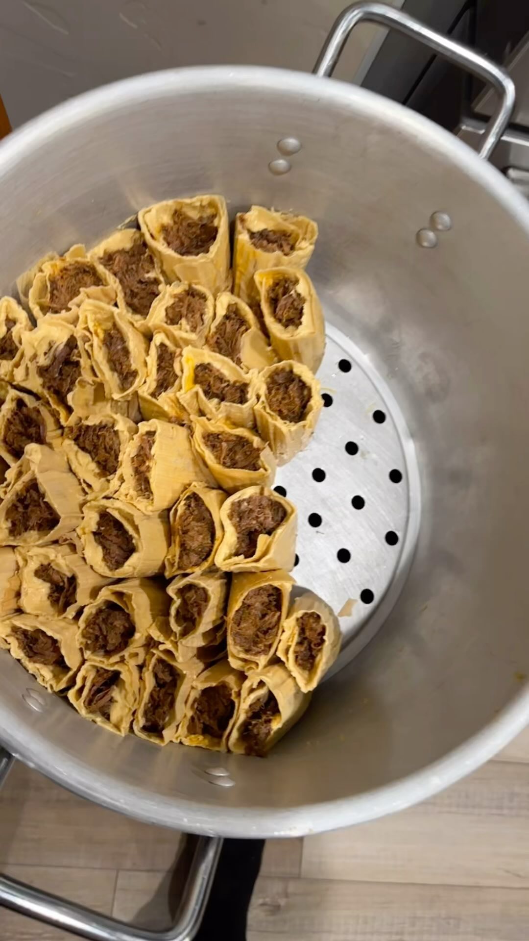 @tamales_on_a_mission #tamales #lovenlightinc #lovenlight #homecooking #gointoalltheworld