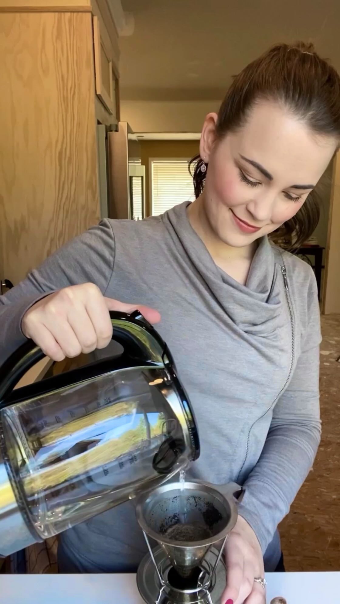 But first…dandelion tea…?! ☕️ Yup! Join me as I make a latte and head outside for DAY TWO of the SCALE MAP CHALLENGE!! 😄🎹✨
💬 let me know how it’s going for you in the comments, Friend! 💬
BEGINNERS: Feel free to use a scale book to guide you, if you need help knowing how many sharps or flats are in the key signature of the scale you’re mapping out.
ADVANCED PLAYERS: How might you use this tool to add some cross training challenge to your practice routine? Share your ideas with us in the comments!! 💬
Are you NEW here? ✨Welcome!! 🤗✨ You can still JOIN IN this free challenge! Just grab the free SCALE MAP TOOL PDF via the LINK IN MY BIO, or you can just visit KelseyLeeMusic.com!
#createlikeyou #practiceinspo #kelseyleemusic #kelseyleecate #perfectpracticemakesperfect #perfectpractice #pianopractice #musictime #scalemap #scalemapping